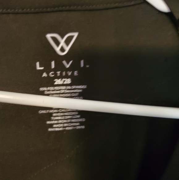 Top - Picture 2 of 3